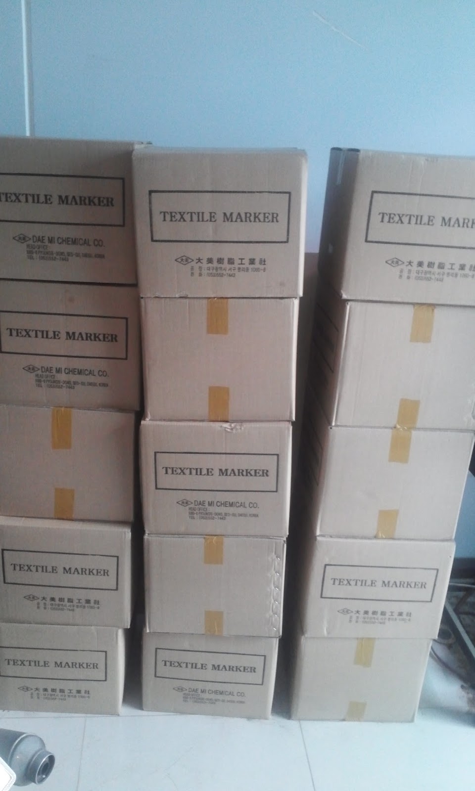 Bút đánh dấu không phai trên vải Dea Mi Mark Pen